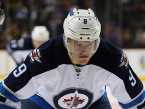 Andrew Copp re-upped with the Winnipeg Jets on Wednesday night. (BRUCE BENNETT/AFP file)