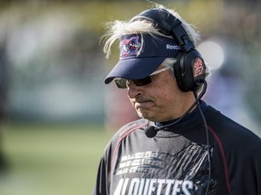 Montreal Alouettes head coach Jim Popp reacts during a game against the Saskatchewan Roughriders in Regina September 27, 2015. (REUTERS/Matt Smith)