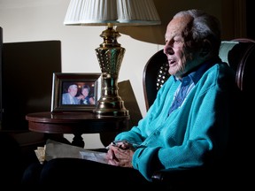 Ninety-five year old D-Day veteran Tom Hammond in London, Ont. on Friday October 30, 2015. (DEREK RUTTAN, The London Free Press)