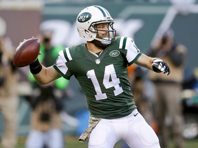 New York Jets quarterback Ryan Fitzpatrick passes against the Jacksonville Jaguars Sunday, Nov. 8, 2015, in East Rutherford, N.J. (AP Photo/Seth Wenig)