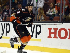 Anaheim Ducks defenceman Clayton Stoner moves the puck during the third period against the Columbus Blue Jackets at Honda Center in Anaheim on Nov. 6, 2015. (Kelvin Kuo/USA TODAY Sports)