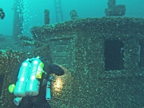 Diver approaching the pilot house.(Contributed by David Trotter)
