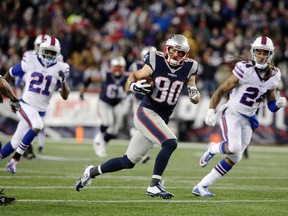 New England Patriots wide receiver Danny Amendola runs after catching a pass in the second half of an NFL football game against the Buffalo Bills, Monday, Nov. 23, 2015, in Foxborough, Mass. (AP/Steven Senne)