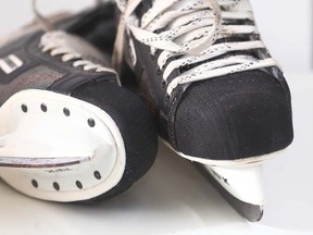 Hockey skates