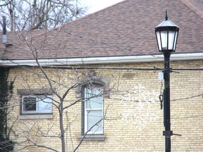 A snowflake decoration installed by the municipality on an electric pole on Front Street. JONATHAN JUHA/STRATHORY AGE DISPATCH/POSTMEDIA NETWORK