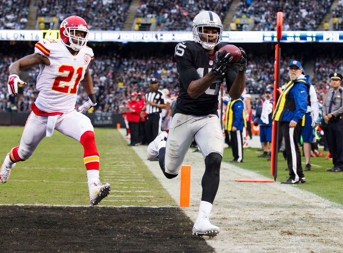 Raiders make sure offence will be kept intact, extend Michael Crabtree