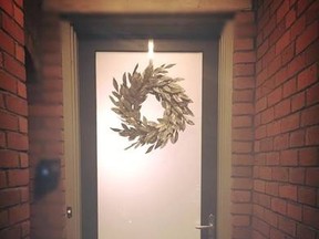 Sabrina Magyar posted a photo of her returned Christmas wreath. (Facebook)