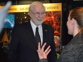 Jim Moodie/Sudbury Star
Art McDonald, the Nobel-prize-winning physicist associated with the Sudbury Neutrino Observatory, chats with Manitoulin Secondary School science teacher Heather Theijsmeijer at Science North on Thursday.