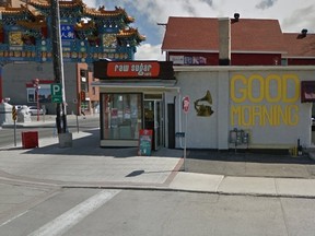 Raw Sugar Cafe, at the entrance to Ottawa's Chinatown district, is one of three city restaurants to close its doors in recent days. (Google Streetview photo)