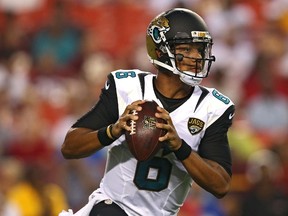 Quarterback Stephen Morris of the Jacksonville Jaguars looks to pass against the Washington Redskins in the first quarter at FedExField on September 3, 2015 in Landover, Maryland. (Patrick Smith/Getty Images/AFP)