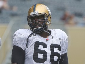Stanley Bryant will be with the Blue Bombers until at least 2017. (Winnipeg Sun files)