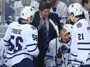 Maple Leafs head coach Mike Babcock said his version of team-building comes from the players’ on-ice commitment. (THE CANADIAN PRESS/PHOTO)
