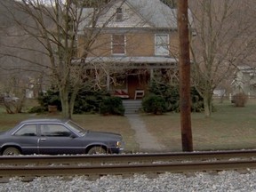 A scene from the movie Silence of the Lambs featuring the house in Perryopolis, Pennsylvania. (Screen shot)