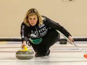 Cathy Auld sits in a tie for second place behind Rachel Homan — who won their match in Thursday's evening draw. (DAVE THOMAS/Toronto Sun)