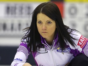 East St. Paul's second-seeded Kerri Einarson is tied for first in her pool. (BRIAN DONOGH/ Winnipeg Sun)