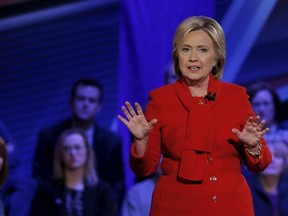 U.S. Democratic presidential candidate Hillary Clinton speaks at the Iowa Democratic Presidential Town Hall Forum in Des Moines, Iowa January 25, 2016.  REUTERS/Brian Snyder