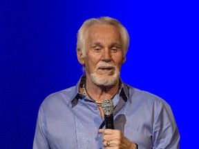 Kenny Rogers (WENN.COM)