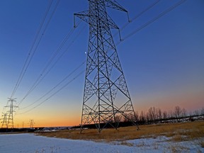 Power lines in Edmonton. FILE pic (Hugo Sanchez/Edmonton Sun)