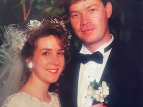 Toronto Detective-Constable Bill Hancox, who was murdered on the job in 1998, and wife Kim Hancox in their wedding photo. (Postmedia Network/File)