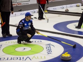 Two-time Canadian junior champ Matt Dunstone of the Granite Curling Club in Winnipeg in action at the Manitoba men’s curling championship in Selkirk Wednesday, Feb. 10, 2016. Even if Dunstone wins this week, he won’t be heading to the Brier as he’s got a date in Denmark for the World Juniors.
Zach Samborsk/Selkirk Journal/Postmedia Network