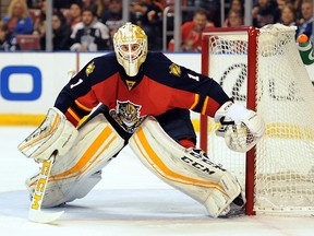 Florida Panthers goalie Roberto Luongo prepares for a shot against the Tampa Bay Lightning at BB&T Center. (Robert Duyos/USA TODAY Sports)