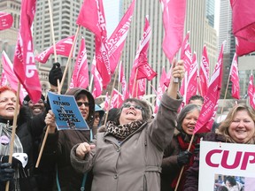 CUPE Local 79 and supporters rally in Nathan Phillips Square on Thursday, February 25, 2016 as contract talks continue with the city. (Veronica Henri/Toronto Sun)
