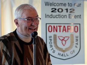 Andy Bathgate speaks during the announcement for the 2012 Ontario Sports Hall of Fame inductions in Toronto three years ago. Bathgate, a Winnipeg native, died on Friday. (Dave Abel/Postmedia Network file photo)