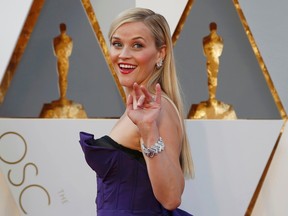 Actress Reese Witherspoon arrives at the 88th Academy Awards in Hollywood, California February 28, 2016.  REUTERS/Lucy Nicholson