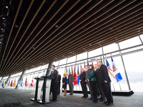 Canada's premiers and the prime minister met in Vancouver, March 4, 2016, to discuss pipelines and carbon pricing. (Jonathan Hayward/The Canadian Press)