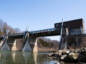 Springbank Dam. (MIKE HENSEN, The London Free Press)