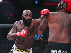 Kimbo Slice (left) competes against Dada 5000 (right) during their Heavyweight fight at Bellator 149 at the Toyota Center in Houston on Feb. 19, 2016. (Troy Taormina/USA TODAY Sports)