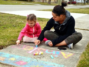 Ainsley Granger (left) is pretty picky when it comes to what colour chalk her aunt Niki Templeman should use to fill in the Y in her name. Ainsley and Niki spent last Saturday afternoon, March 12, out on the sidewalk playing with chalk and enjoying the unseasonably warm weather. With March Break upon us, most students – and parents – are hoping the warmth continues! GALEN SIMMONS MITCHELL ADVOCATE