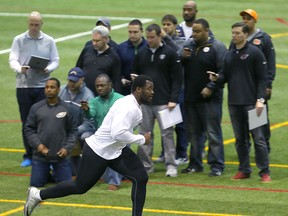 University of Manitoba Bisons defensive tackle David Onyemata runs a drill for NFL scouts in Winnipeg, Man. Monday March 14, 2016.
Brian Donogh/Winnipeg Sun/Postmedia Network