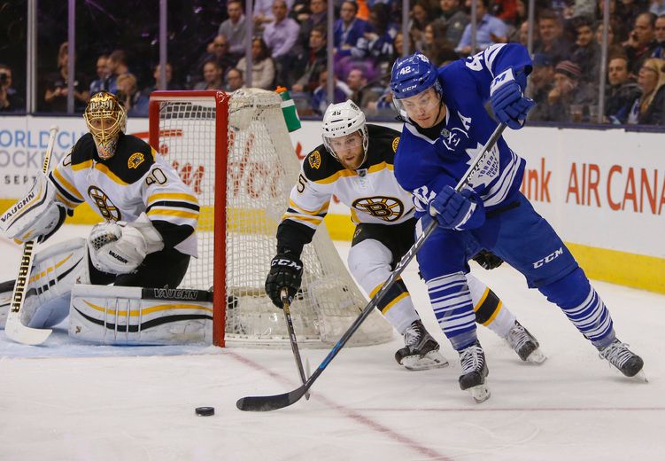 Detroit Red Wings-Toronto Maple Leafs outdoor game start time delayed