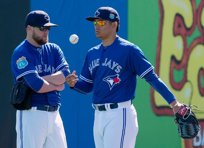 Blue Jays' Kevin Pillar putting lessons learned from Justin Smoak to use