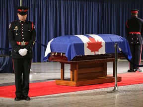 Rob Ford lies in repose at Toronto City Hall on Monday, March 28, 2016. (Craig Robertson/Toronto Sun)