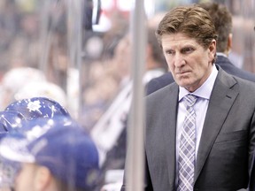 Toronto Maple Leafs head coach Mike Babcock (right) on the bench during a game against the Anaheim Ducks at the Air Canada Centre March 24, 2016 in Toronto. (John E. Sokolowski-USA TODAY Sports)