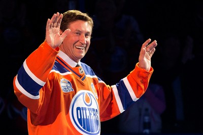 Wayne Gretzky Has a Few Points to Make About a Decline in Scoring and  Creativity - The New York Times