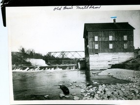 The old Hunt mill and dam on the south branch of the Thames is shown in this 1895 photo. A descendant of the dam?s builder, Charles Hunt, says the dam, which was built in 1856, serves an important purpose. (London Free Press file photo)