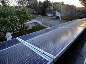 Solar panels. (Ed Kaiser/Edmonton Sun/File)