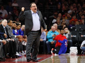 Detroit Pistons head coach Stan Van Gundy yells out during the first quarter against the Washington Wizards at The Palace of Auburn Hills. Pistons win 112-99. (Raj Mehta/USA TODAY Sports)