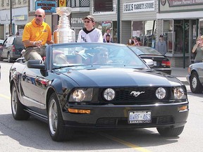 Dave Farrish parading the Stanley Cup through Lucknow in summer 2007. (FILE PHOTO)