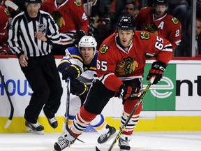 St. Louis Blues left winger Jaden Schwartz defends Chicago Blackhawks centre Andrew Shaw during first-period NHL playoff action at the United Center in Chicago on April 19, 2016. (David Banks/USA TODAY Sports)