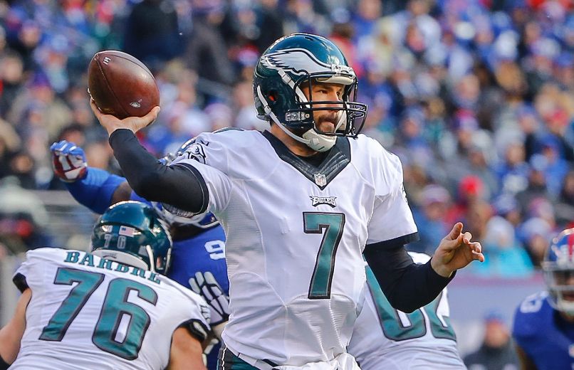 Eagles still backing Sam Bradford as starter after QB's return