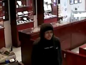 The Ottawa police is seeking public assistance to ID suspects in a recent attempted jewelry store holdup. Handout photo.