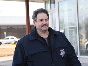 Toronto Police Staff-Insp. Mike Earl, who heads up the Holdup Squad and has decided to retire after nearly 40 years of service, is seen out on the street in 2016 photo. (CHRIS DOUCETTE, Toronto Sun)