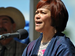 Flor Marcelino.