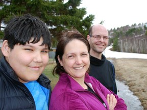 Mzhiikenh Toulouse, left, along with his mother, Helen Bobiwash, and her partner, Glenn Woods, plan to take part in Sunday’s Sudbury Rocks Race Run or Walk for Diabetes. Laura Young/For The Sudbury Star