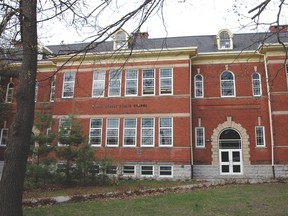 Rolph Street school. (File photo)