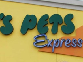 A PJ's Pets Express in Barrie, Ont., is among the 27 Canadian stores that are closing. (CHERYLBROWNE/BARRIE EXAMINER/Postmedia Network)